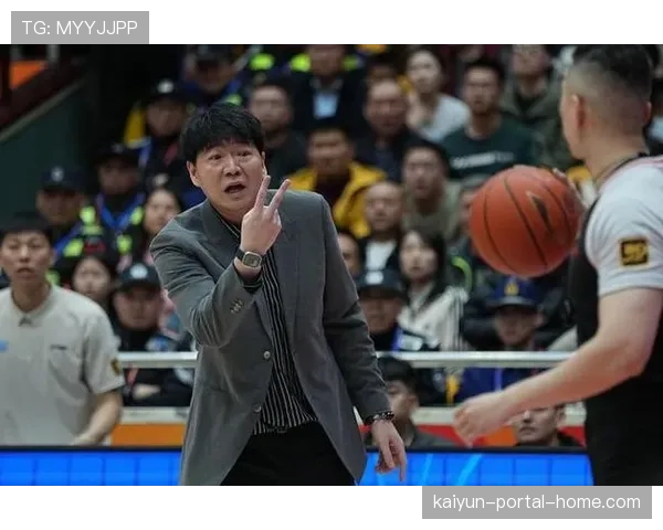 邱彪强调失误控制与篮板 山东逆转江苏展现团队防守韧性